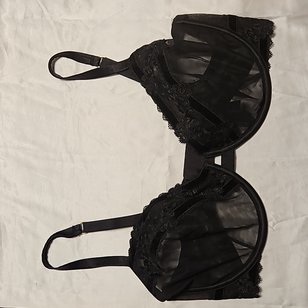 Victoria's Secret demi bra